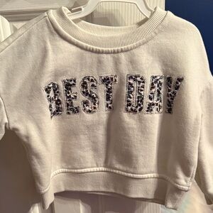 Copper Key White Sweatshirt with Floral Lettering